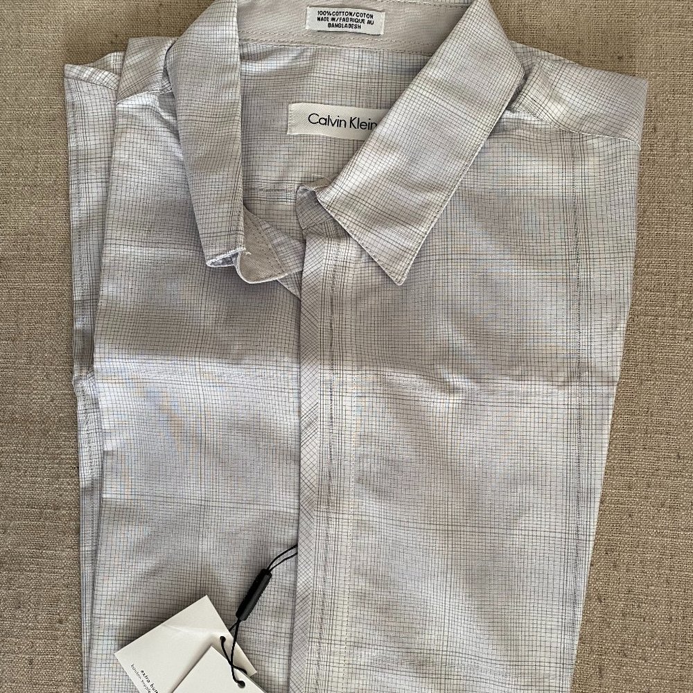 New Men's Calvin Klein Short Sleeve Button Down Sz S